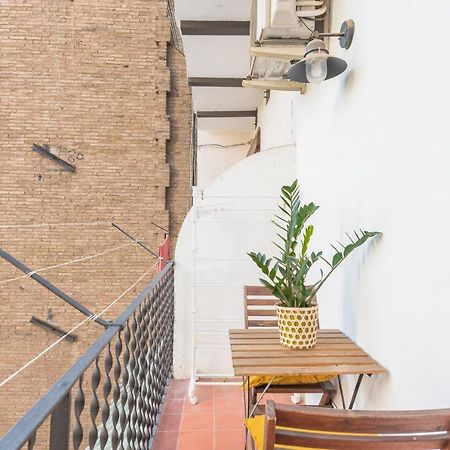 Spacious 3 Bed Apt In The Heart Of Sant Antoni برشلونة المظهر الخارجي الصورة