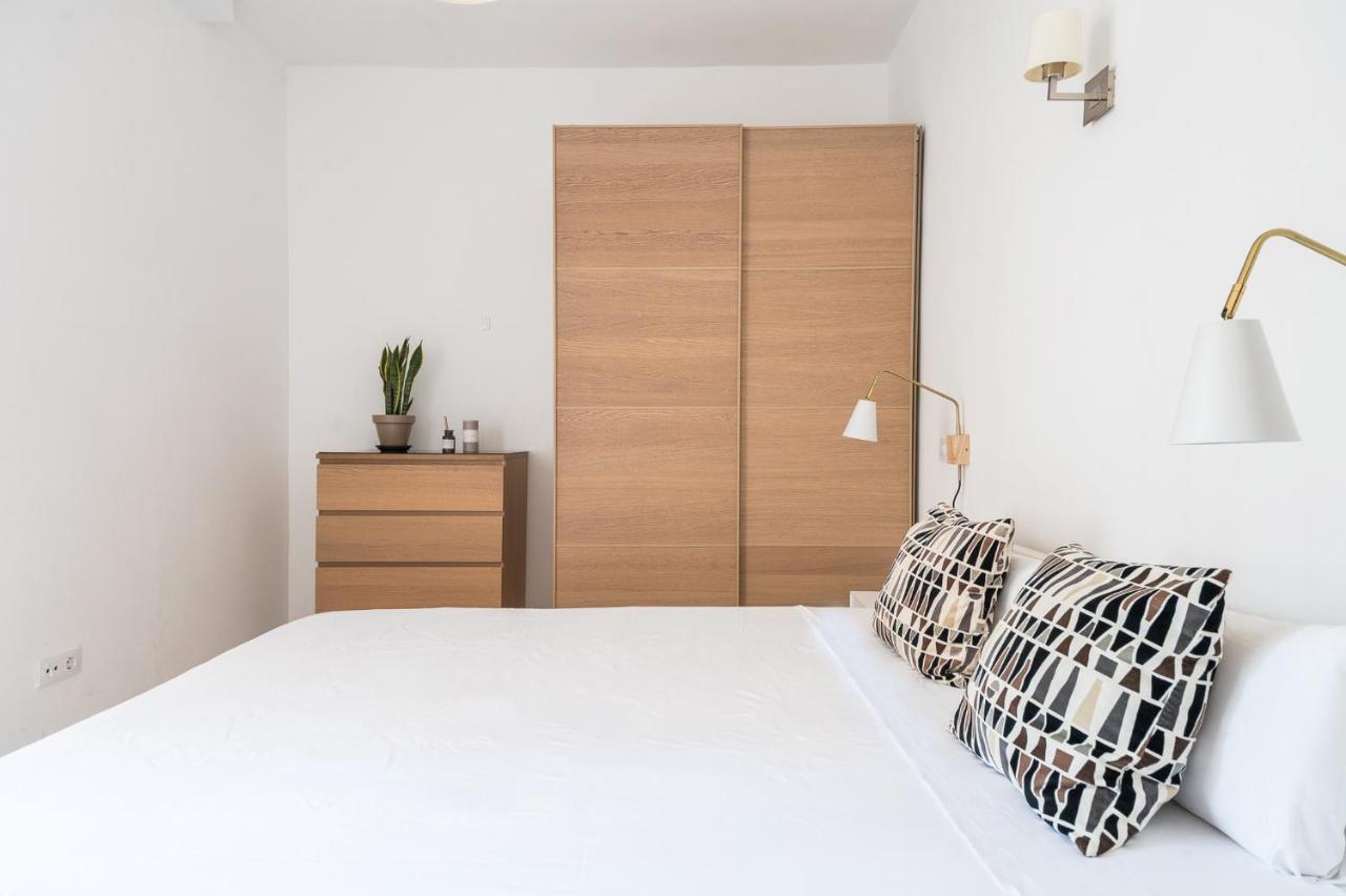 Spacious 3 Bed Apt In The Heart Of Sant Antoni برشلونة المظهر الخارجي الصورة